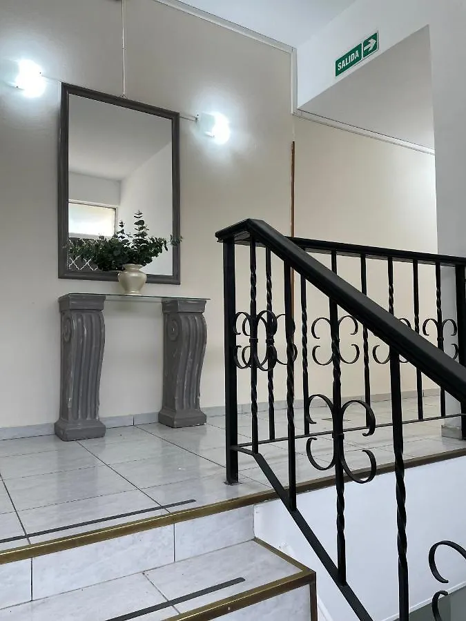 Ξενοδοχείο με διαμερίσματα Piazza Suites 2 Μεντόζα